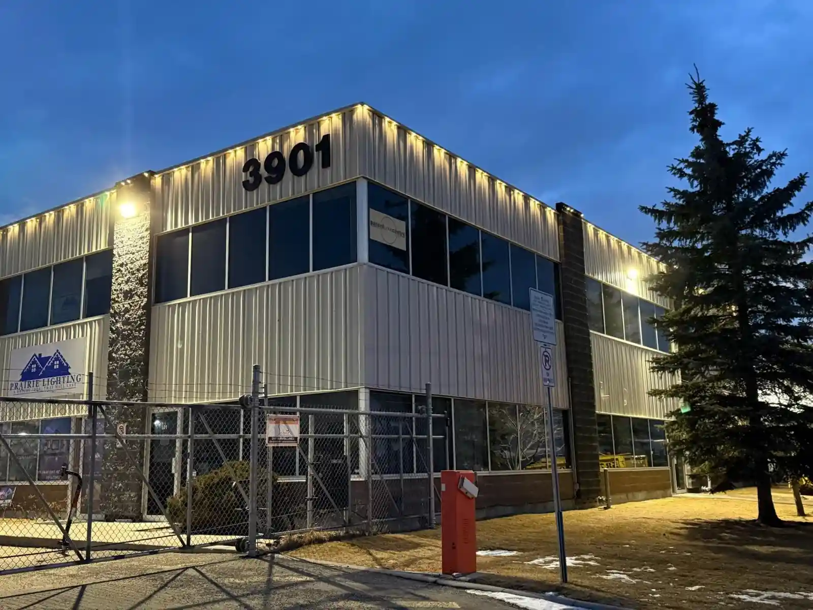 Commercial permanent LED lighting Edmonton — Warm White scene