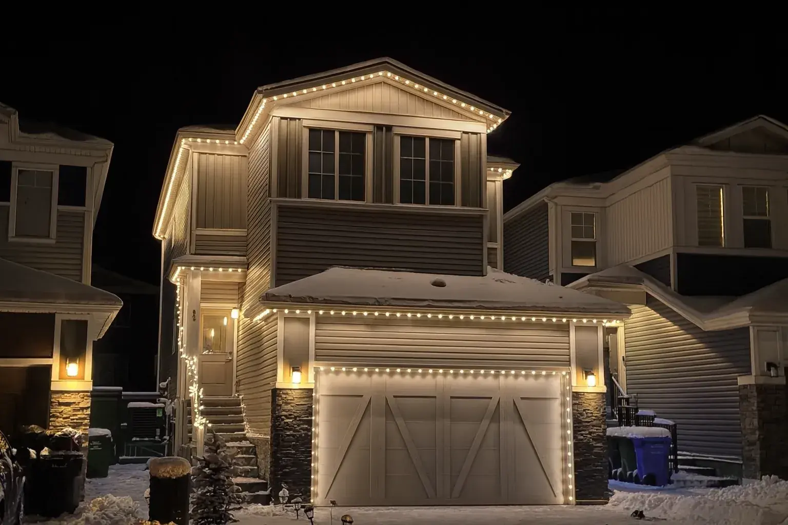 Warm white permanent outdoor lighting installation 9
