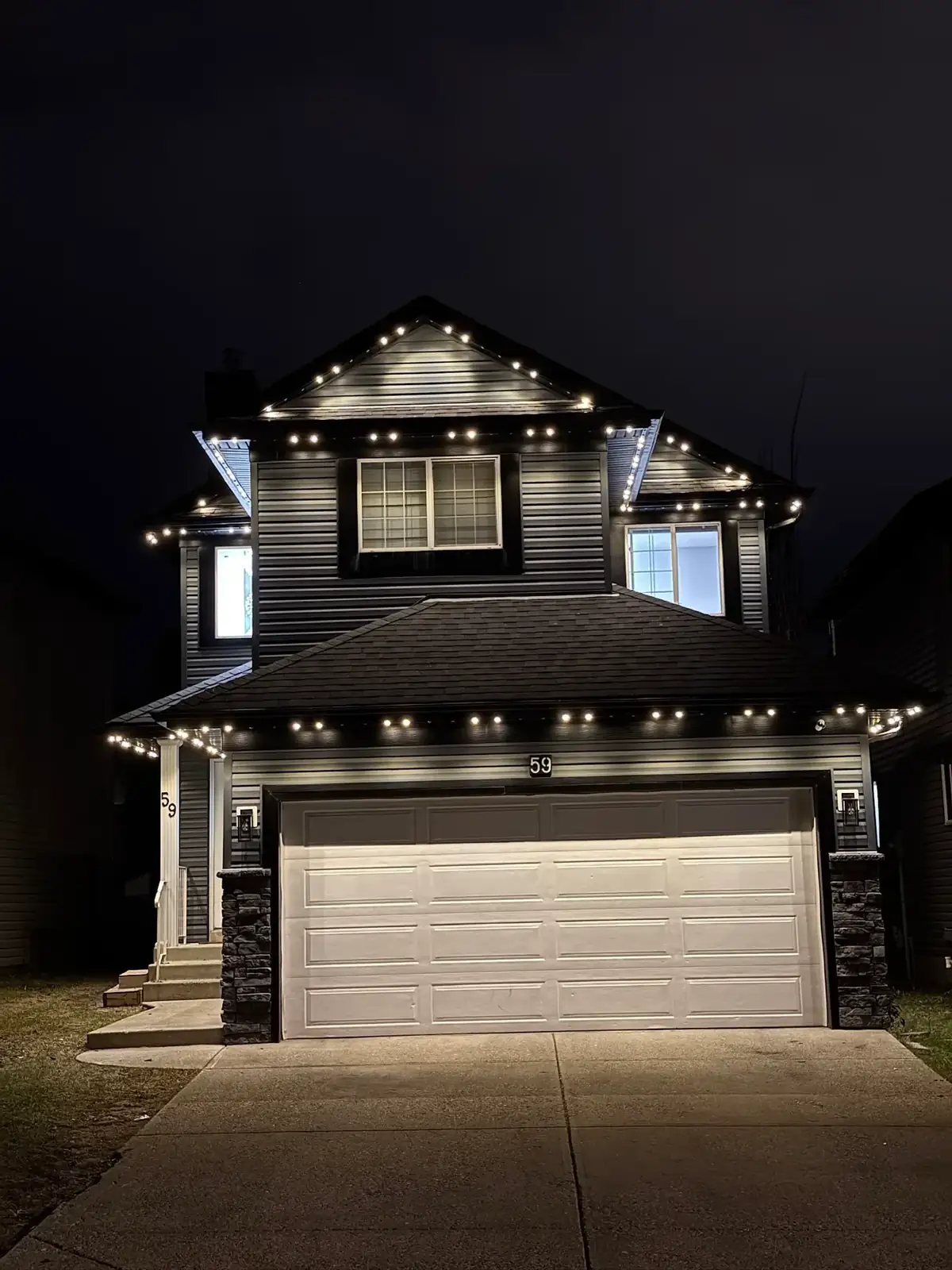 Permanent outdoor lighting close-up Edmonton 3