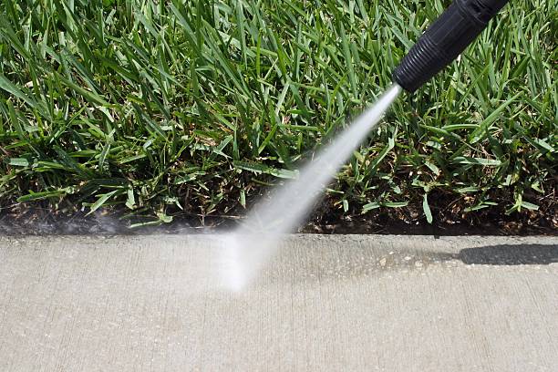 Image of pressure cleaning